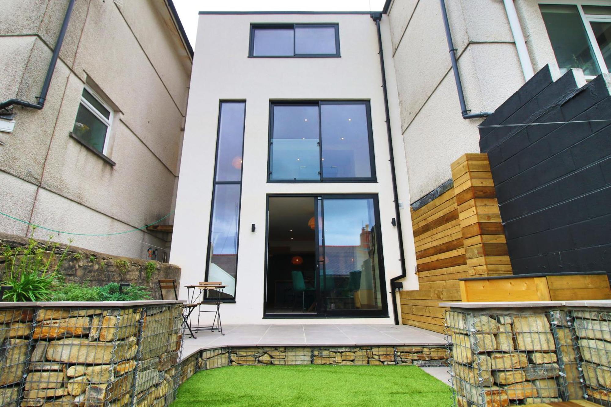 Luxury 4 Bedroom 4 Ensuite Home In Penarth カーディフ エクステリア 写真