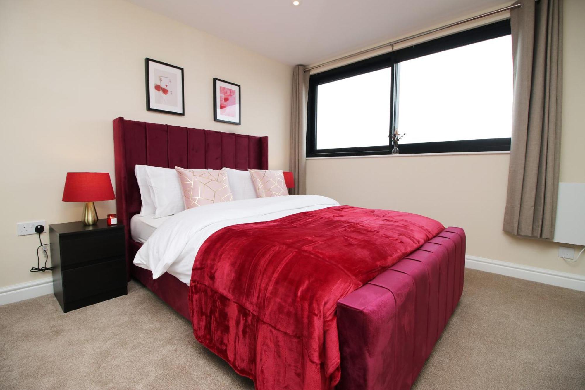 Luxury 4 Bedroom 4 Ensuite Home In Penarth カーディフ エクステリア 写真