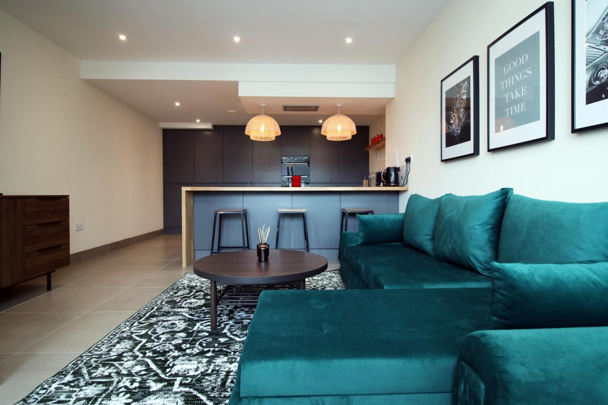 Luxury 4 Bedroom 4 Ensuite Home In Penarth カーディフ エクステリア 写真