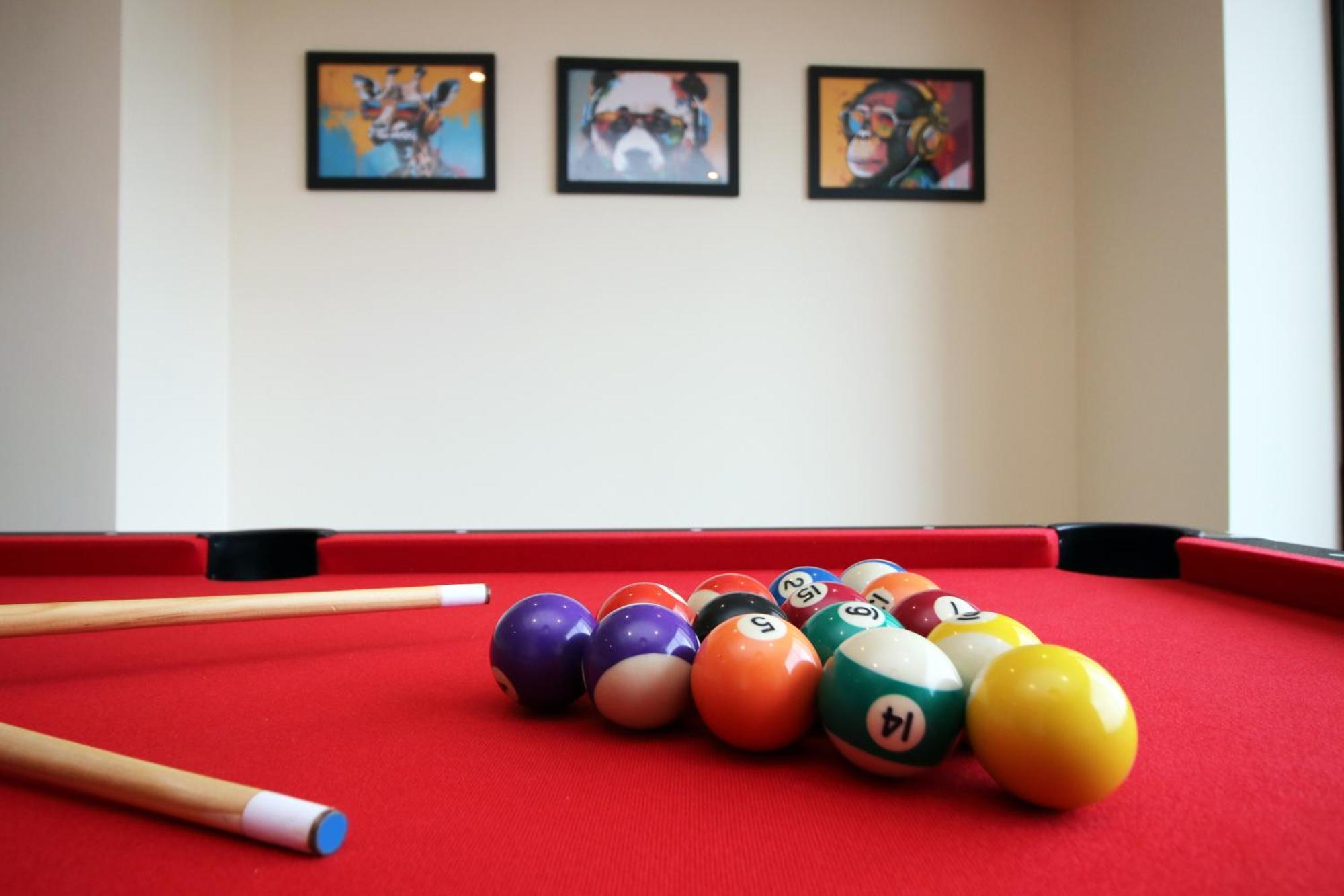 Luxury 4 Bedroom 4 Ensuite Home In Penarth カーディフ エクステリア 写真